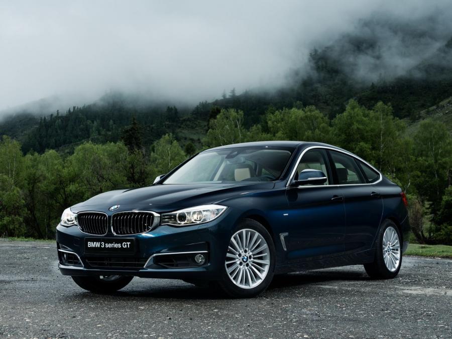  BMW 335i Gran Turismo Luxury Line 2013 года  (фото 12 из 16)